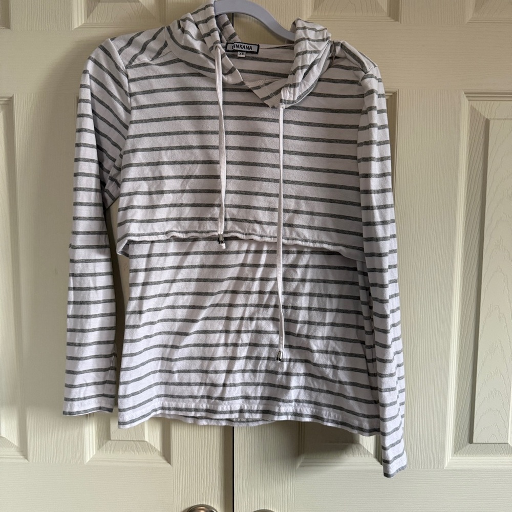 Ginkana Striped Nursing Hoodie Long Sleeve Shirt Gray and White Size XS